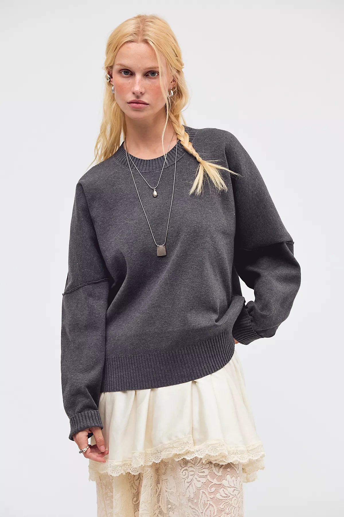 Alma Pullover