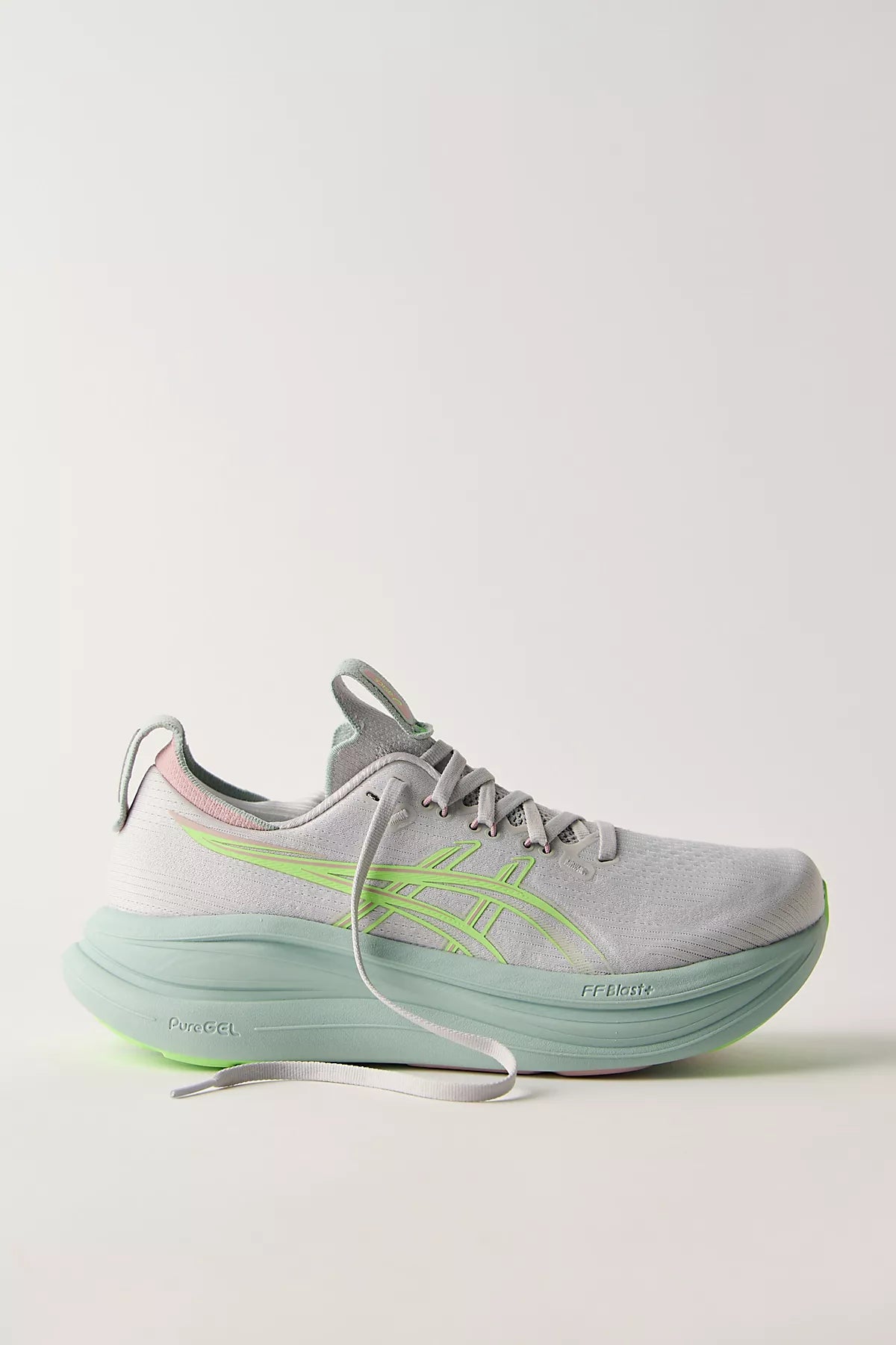 ASICS GEL-NIMBUS 28 Sneakers