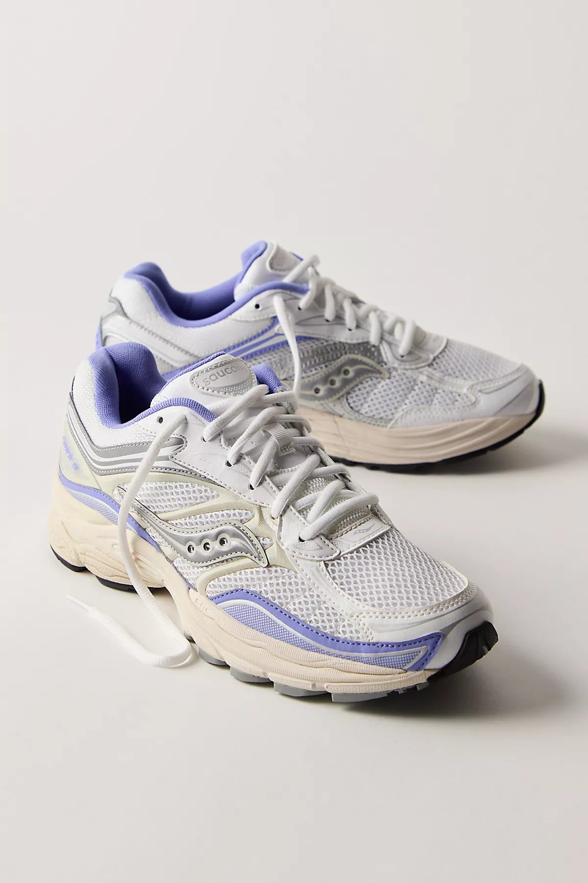 Saucony ProGrid Omni 9 Sneakers