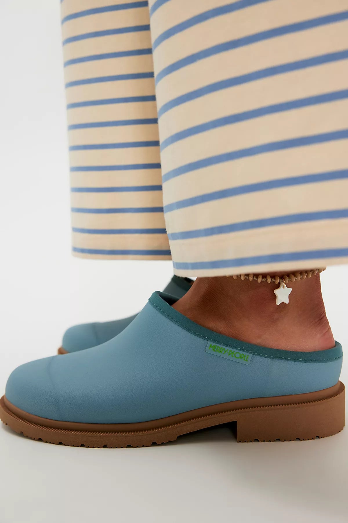 Billie Garden Clogs