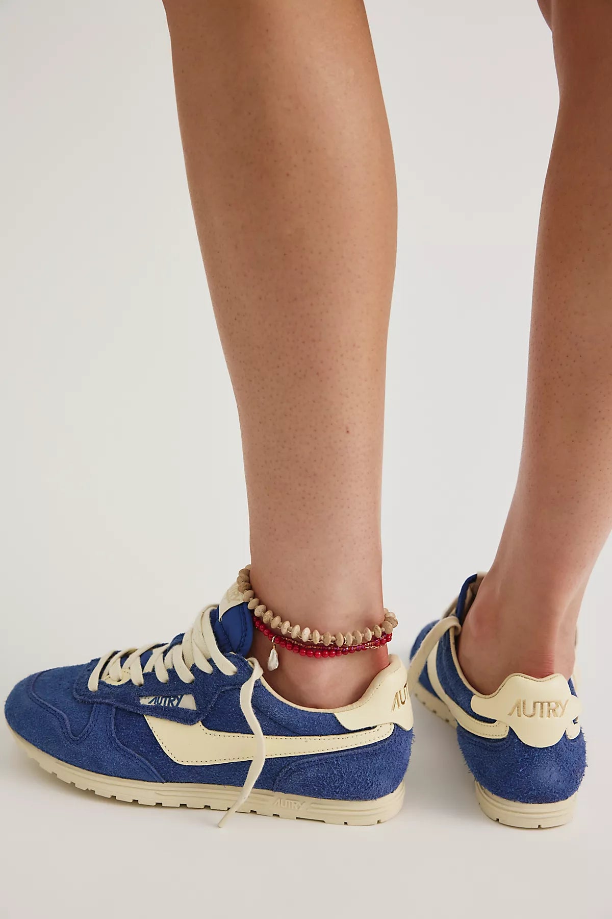 Autry Windspin Suede Low-Top Sneakers