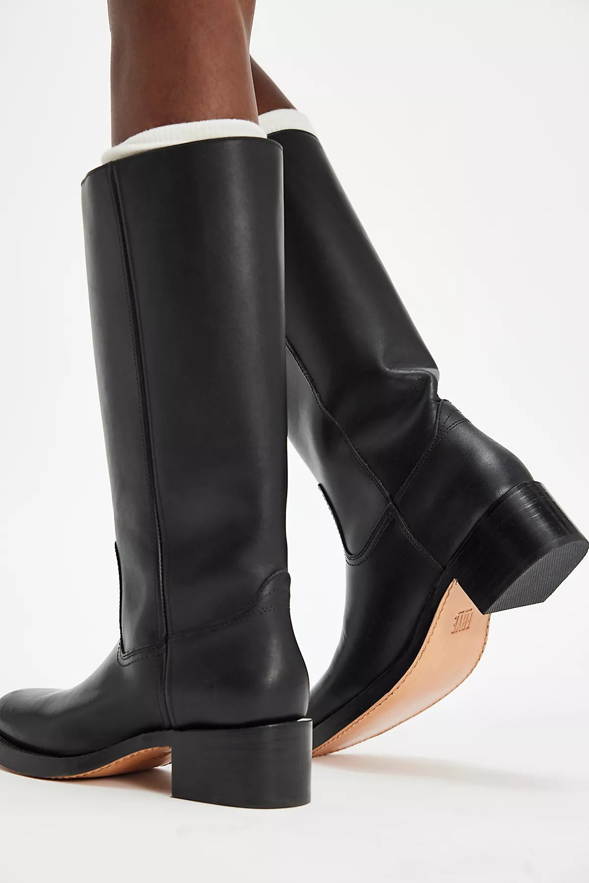 Frye Campus 14L Boots