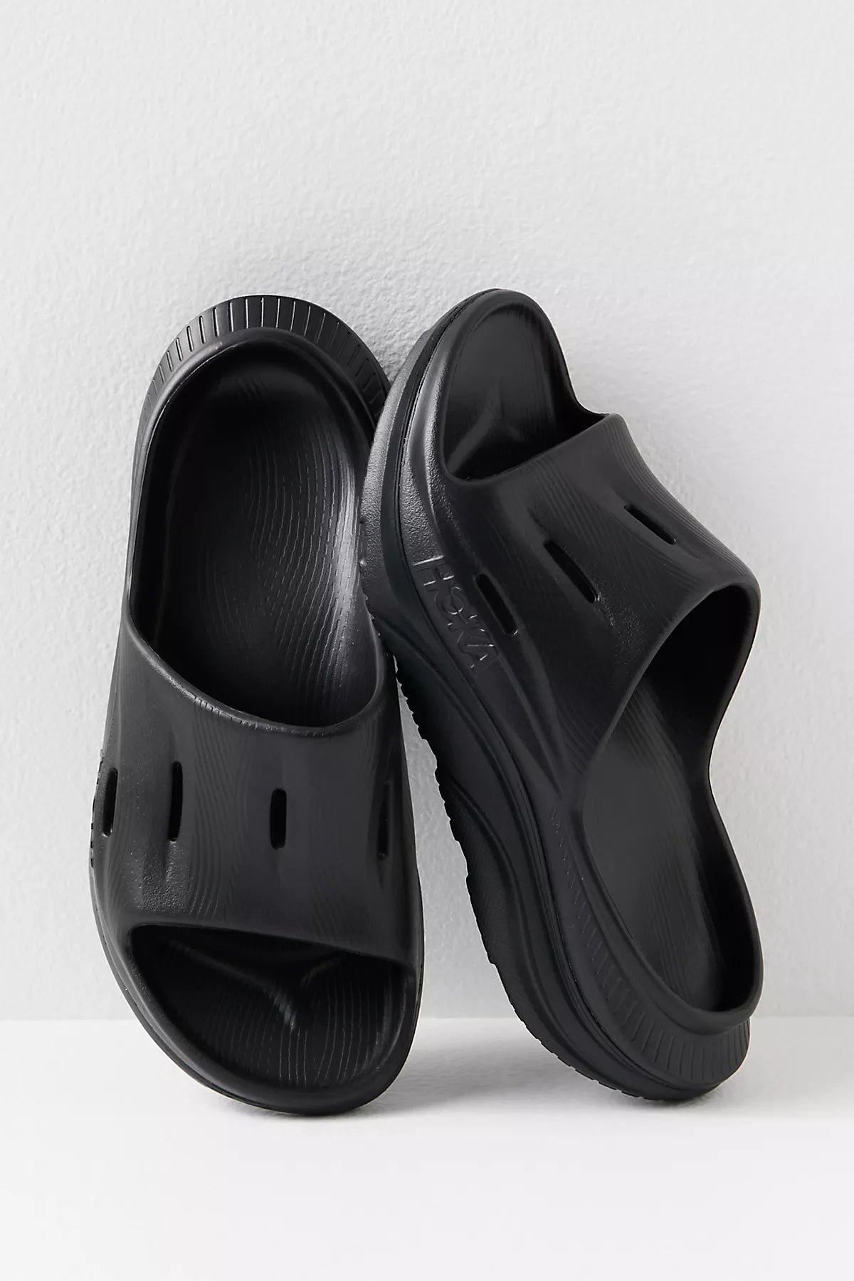 HOKA® Ora Recovery Slide 3