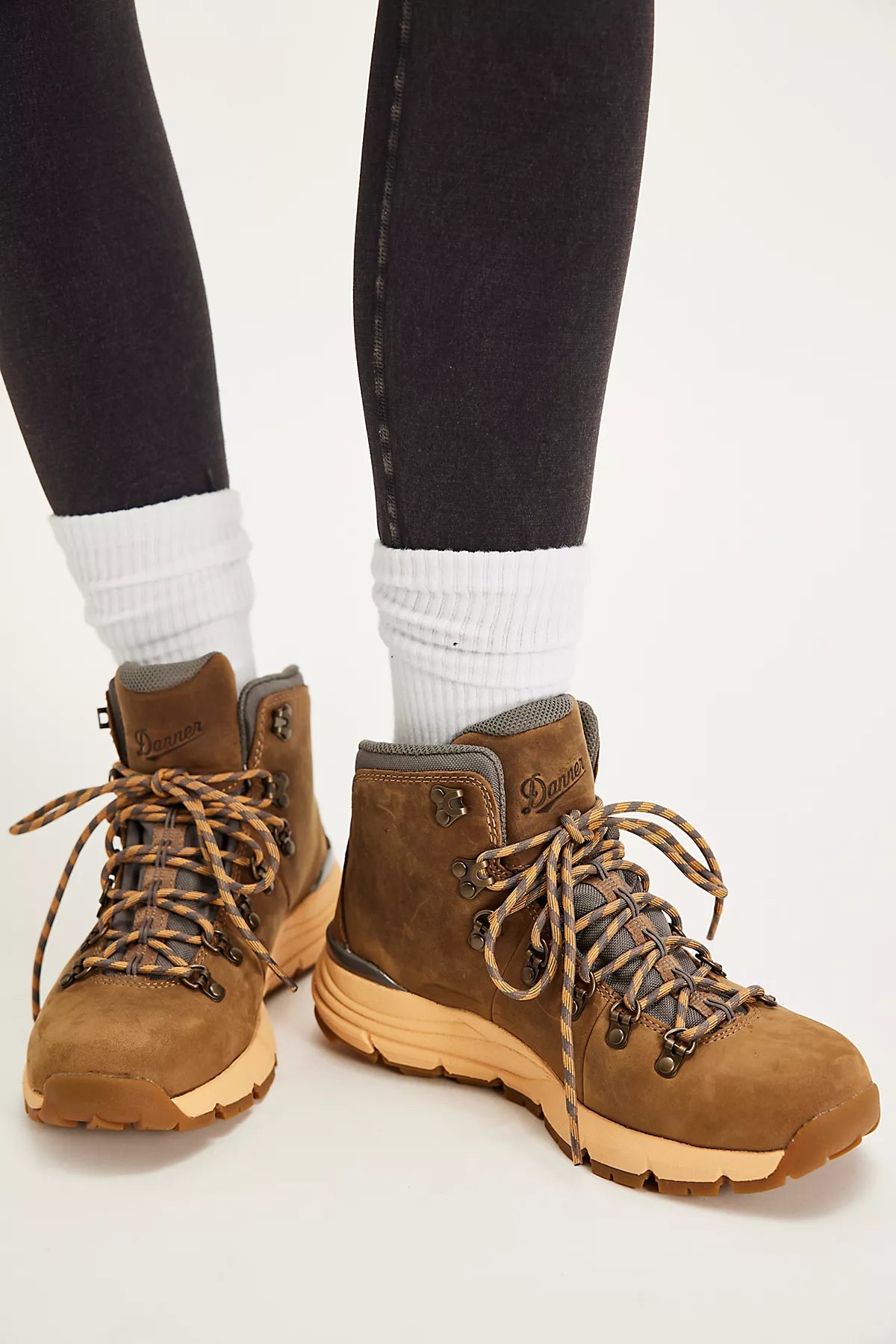 Danner Mountain 600 Leaf Hiking Boots