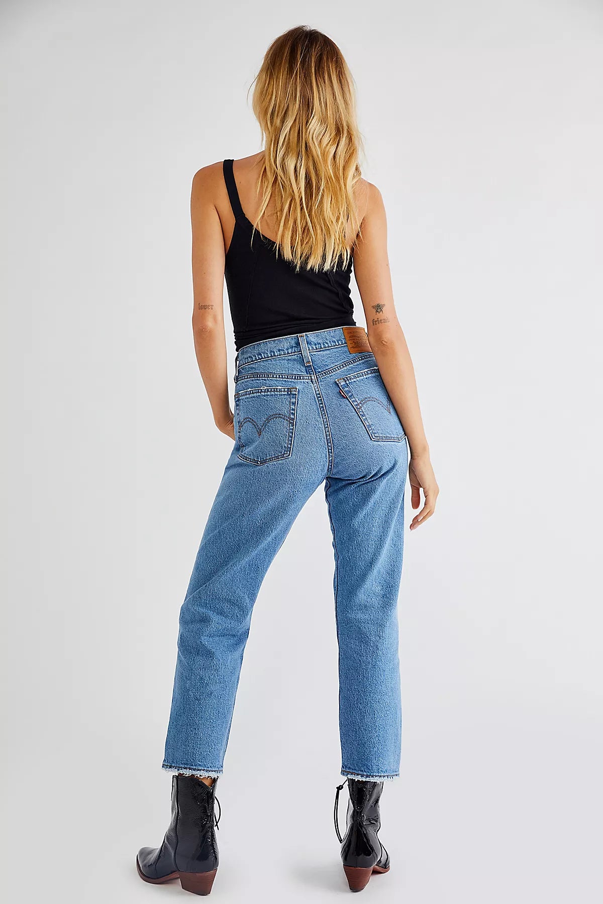 Levi's Wedgie Straight Jeans