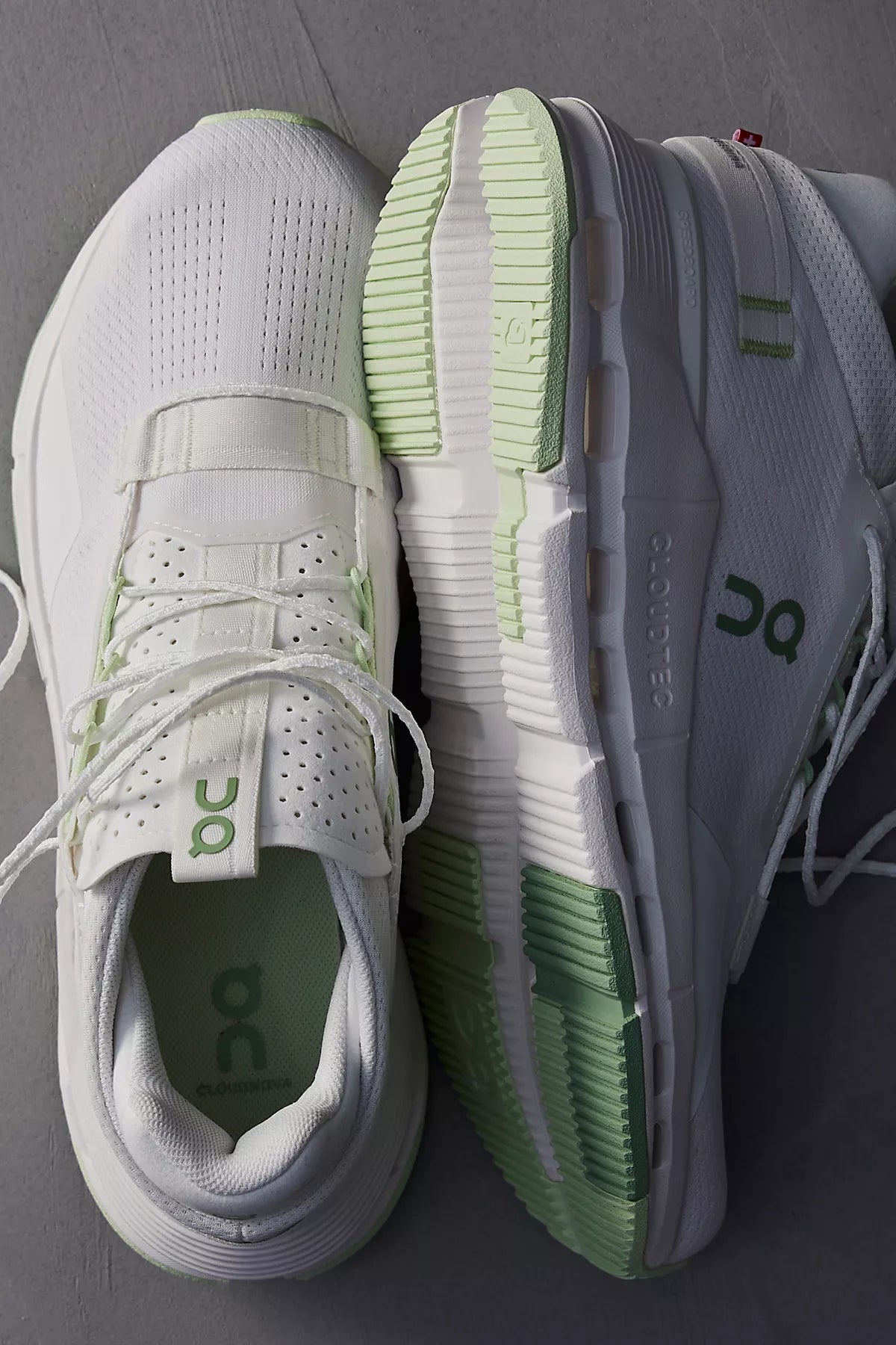 On Cloudnova 2 Sneakers