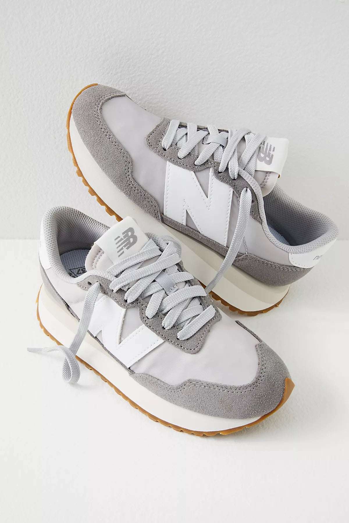 New Balance 237 Sneakers