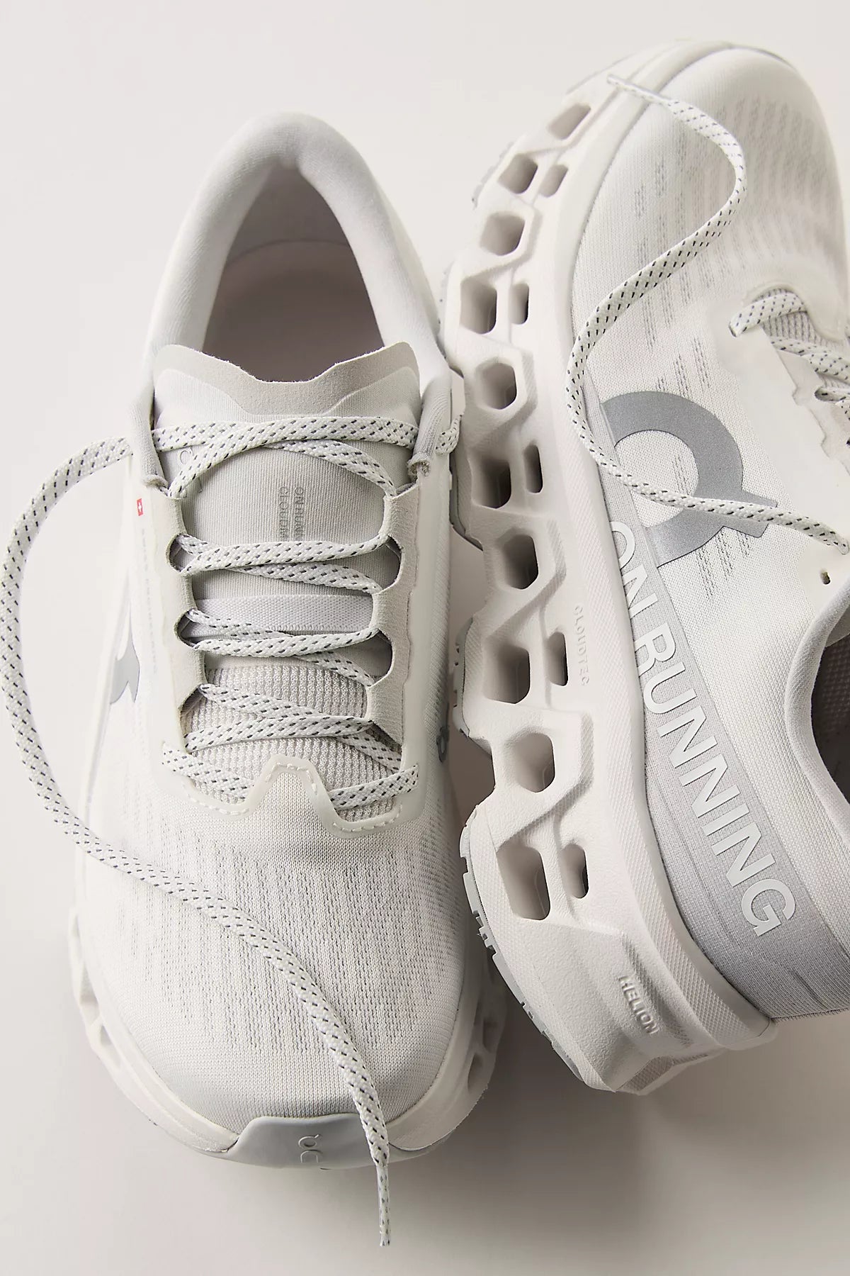 On Cloudmonster 3 Sneakers