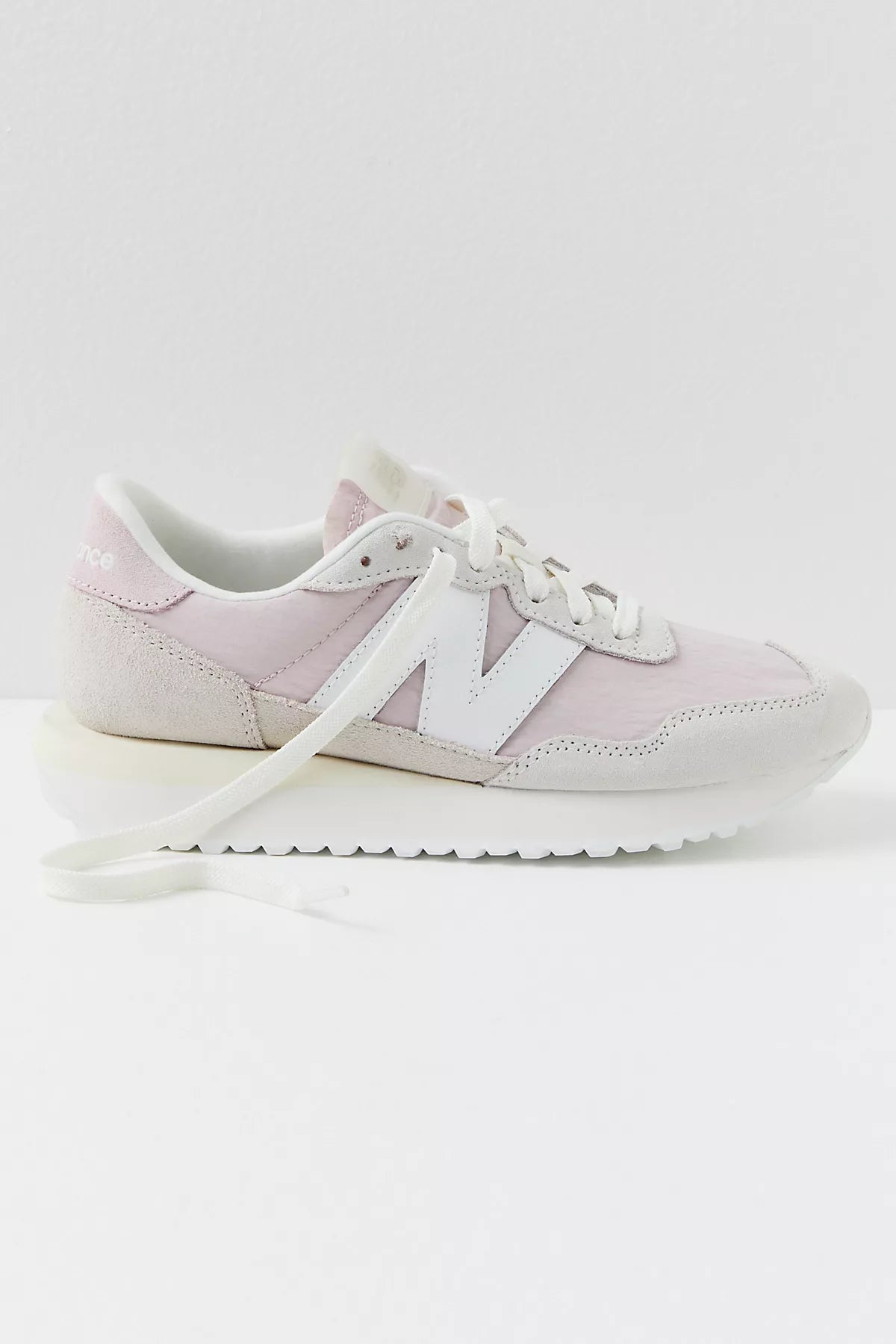 New Balance 237 Sneakers