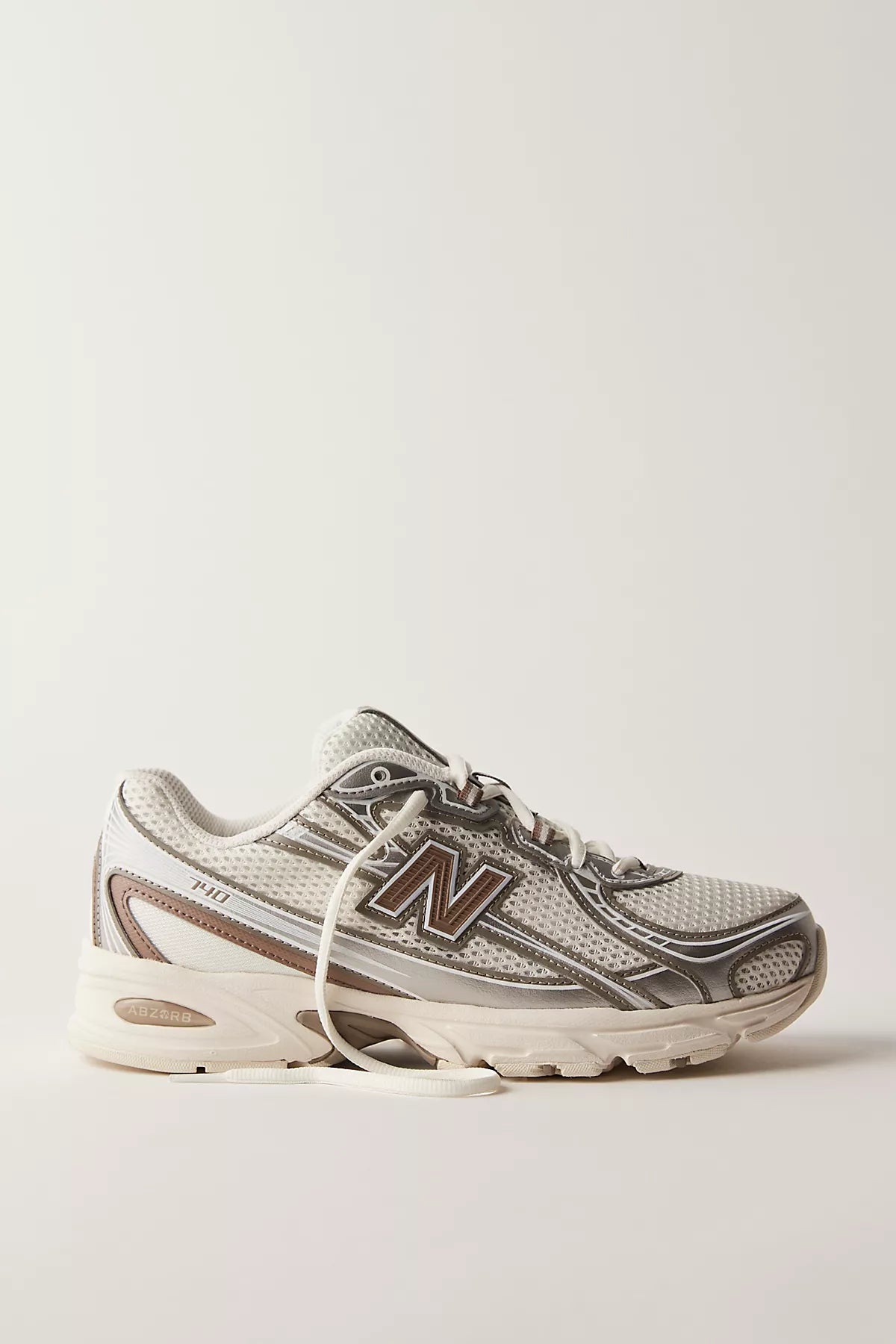 New Balance 740 Sneakers