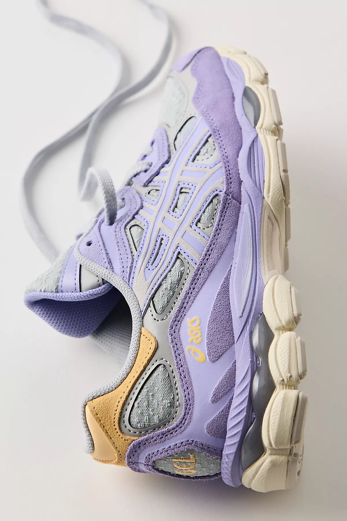 ASICS GEL-NYC Sneakers