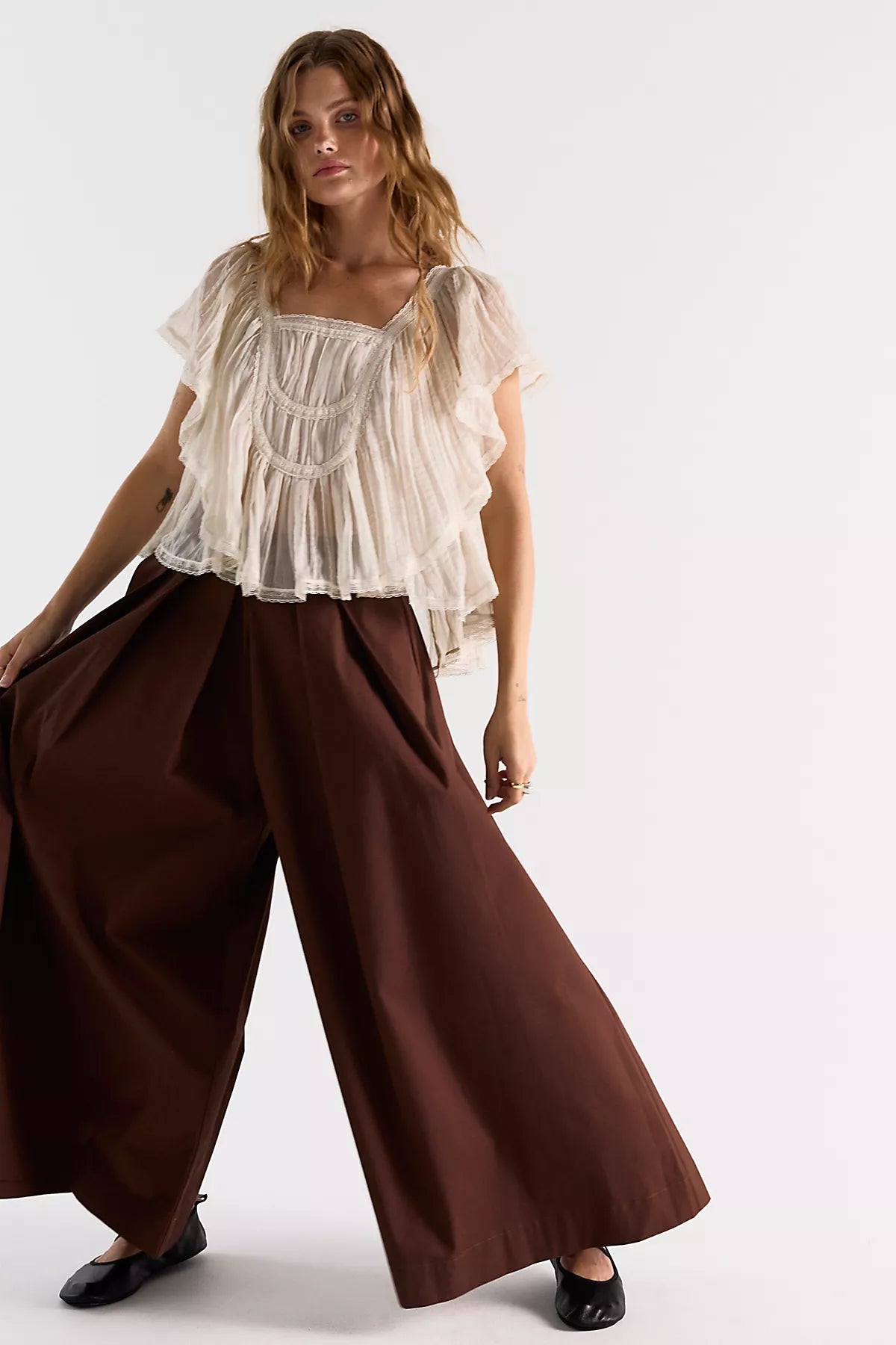 Clara Solid Top