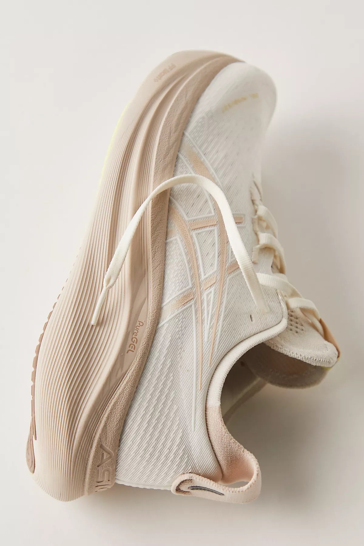 ASICS GEL-NIMBUS 27 Sneakers