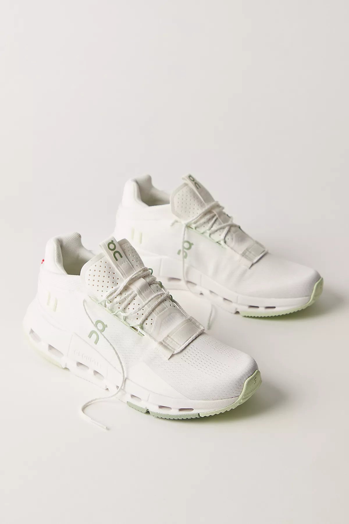 On Cloudnova 2 Sneakers
