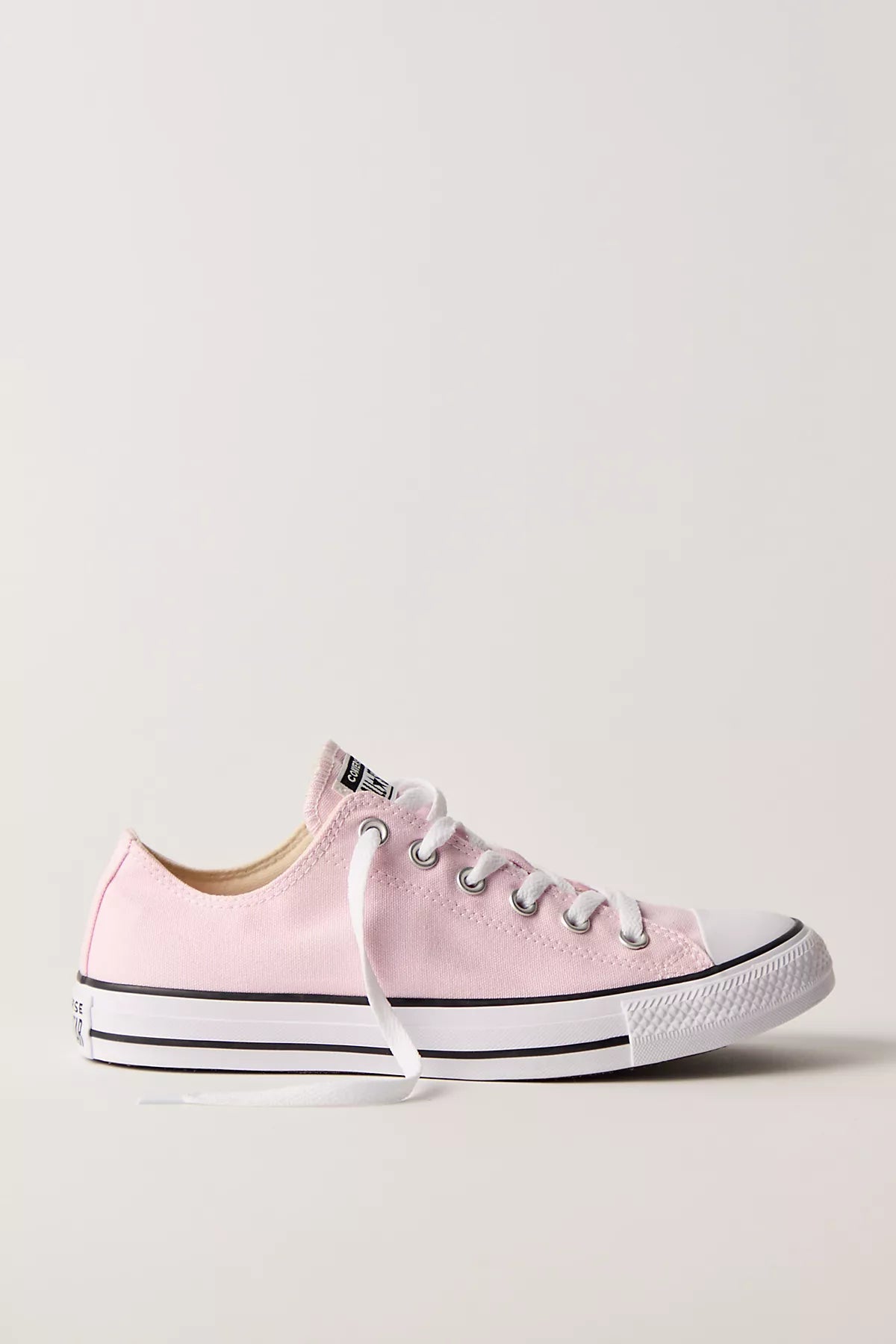 Chuck Taylor All Star Low-Top Converse Sneakers