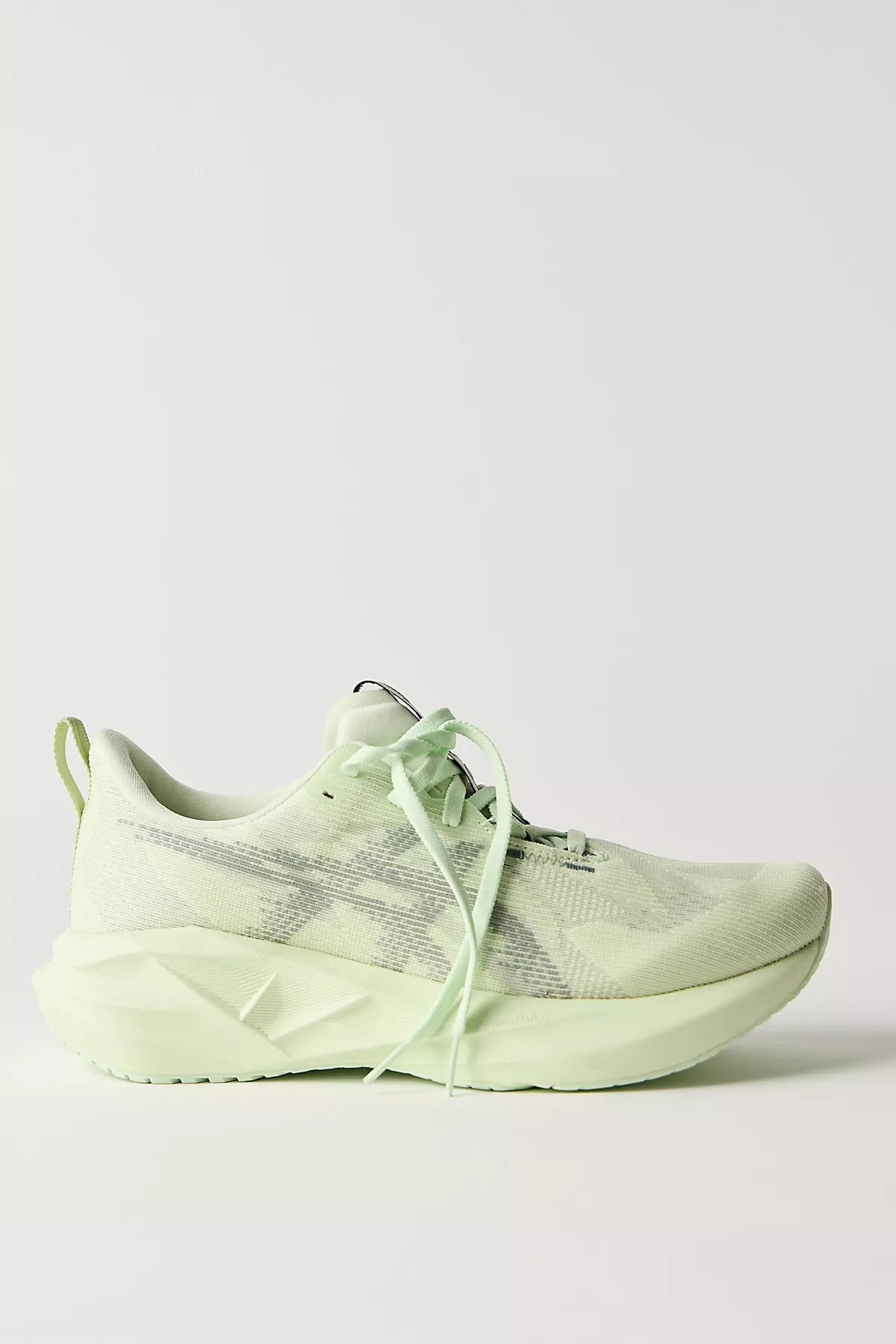ASICS Novablast 5 Sneakers