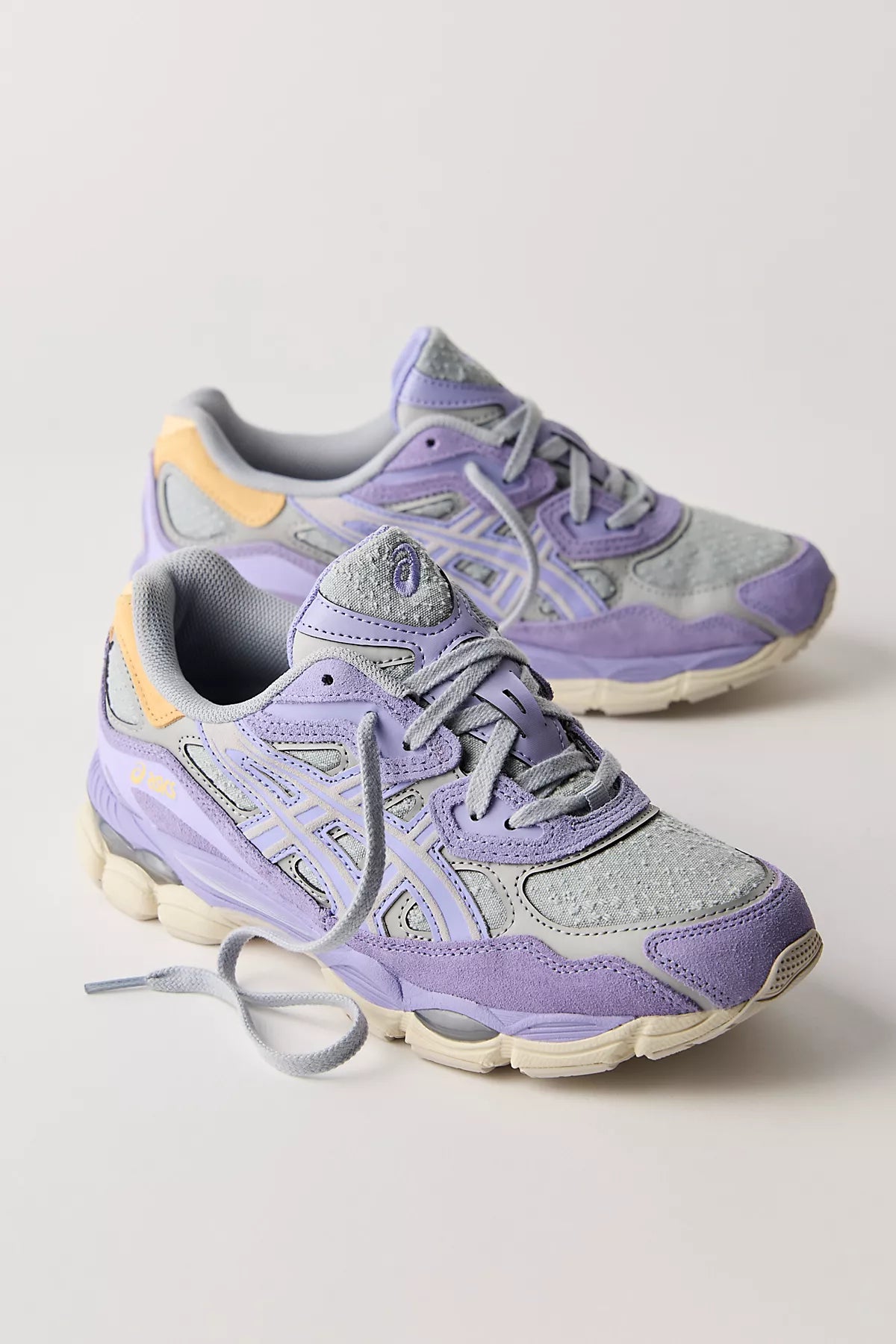 ASICS GEL-NYC Sneakers