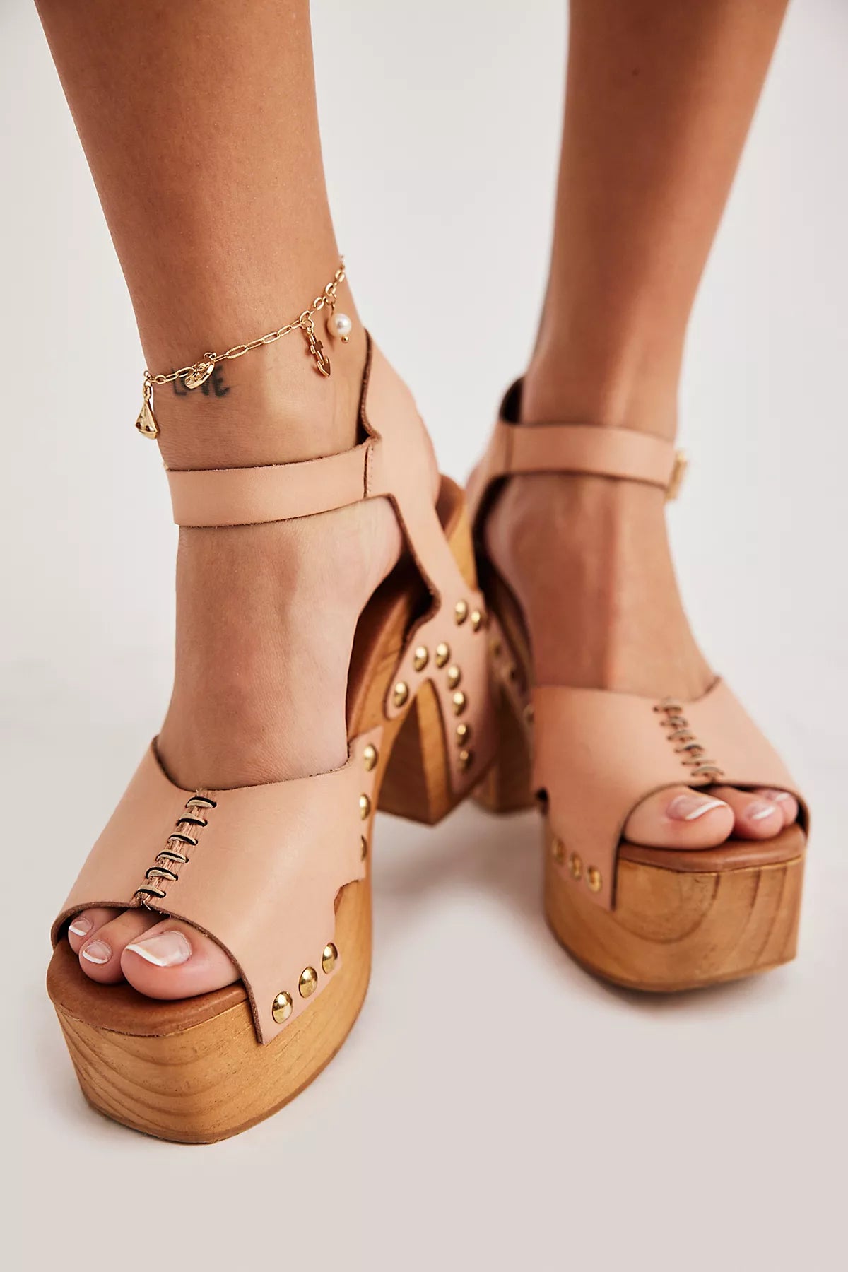 Cecily Clogs
