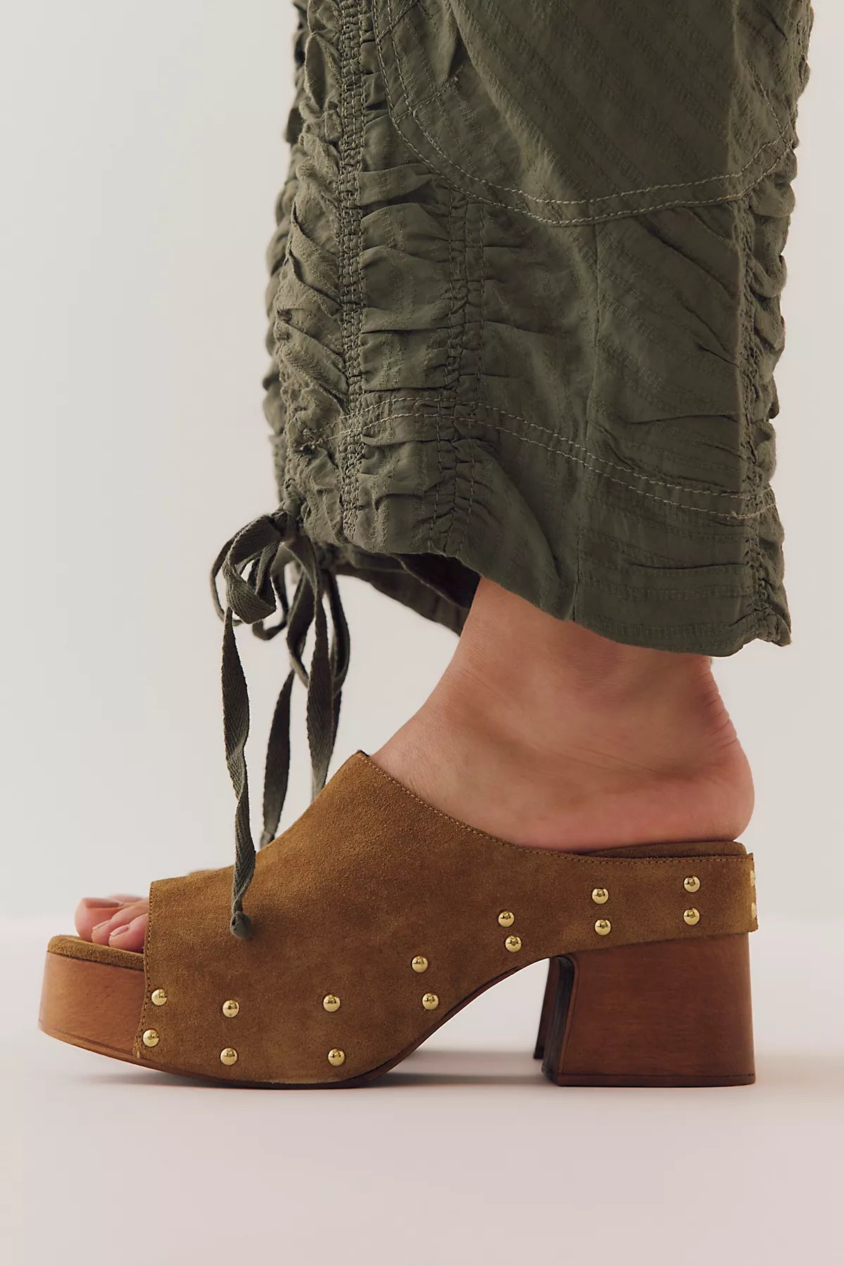 Bryson Clogs