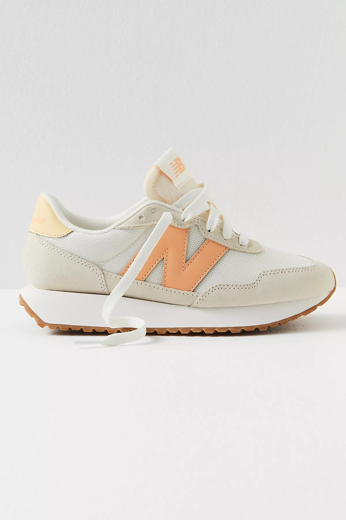 New Balance 237 Sneakers