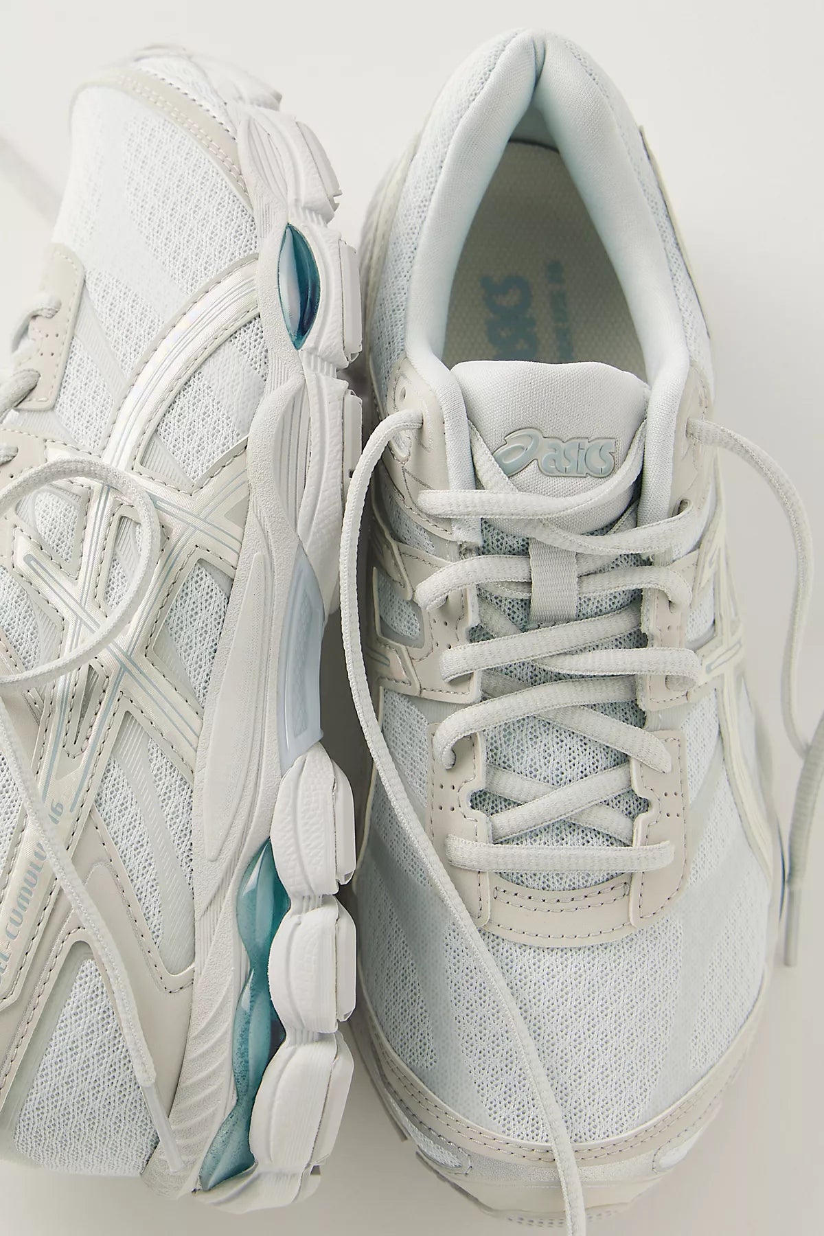 ASICS GEL-CUMULUS 16 Sneakers