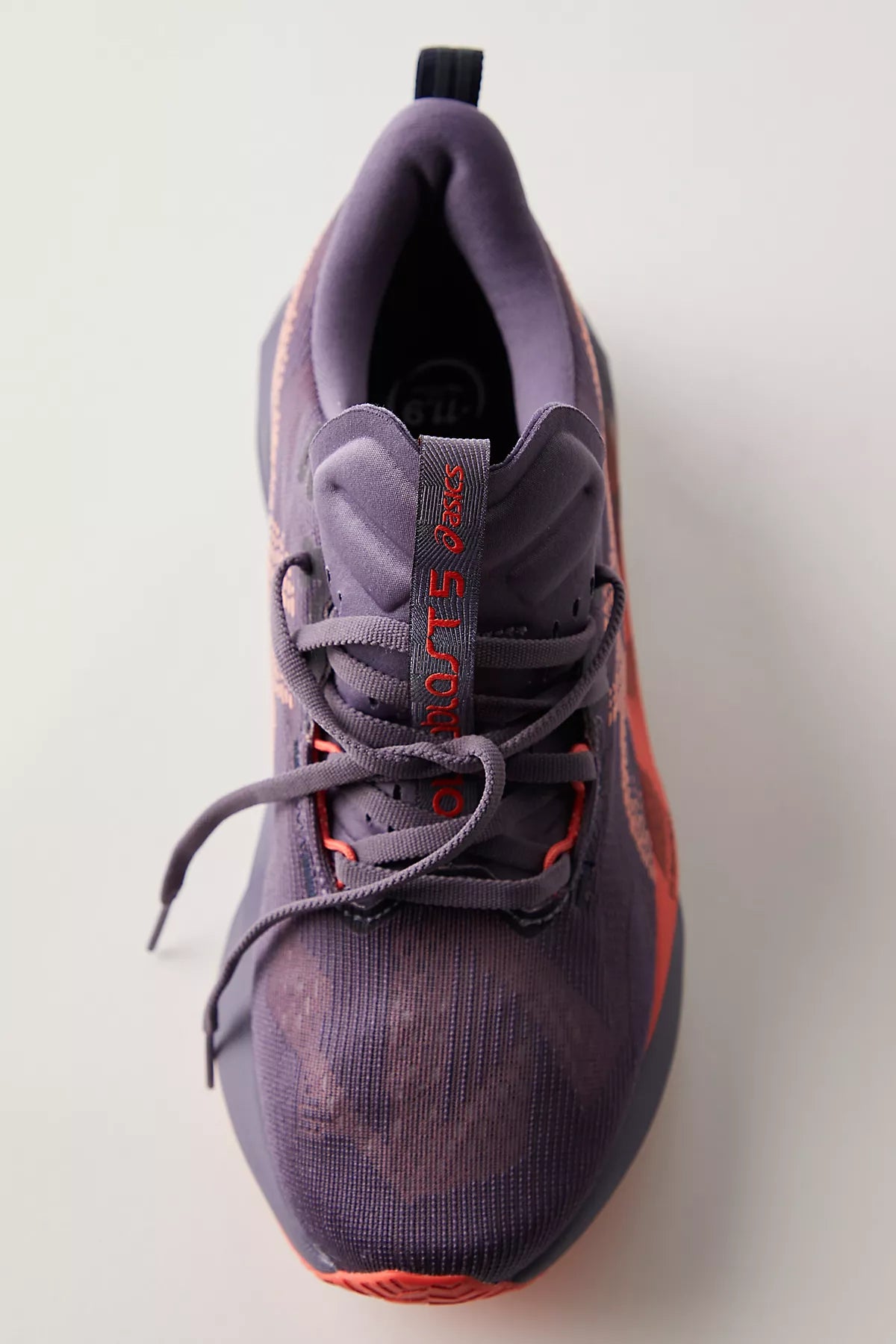 ASICS Novablast 5 Sneakers