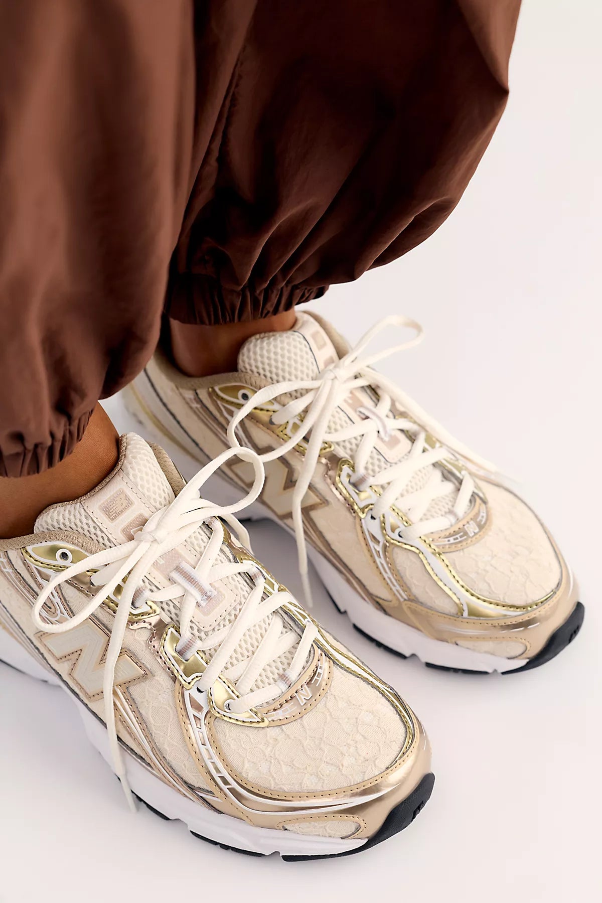 New Balance 740 Sneakers