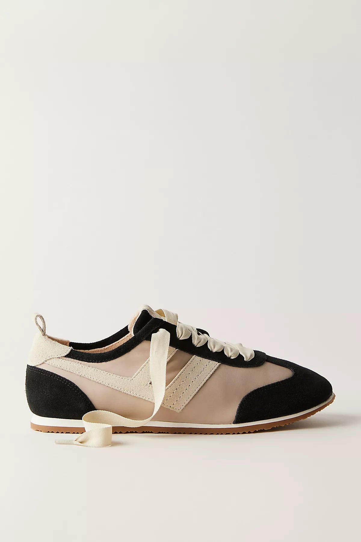 Aces Tennis Shoes