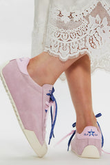 Chuck Taylor Lo Pro Sneakers