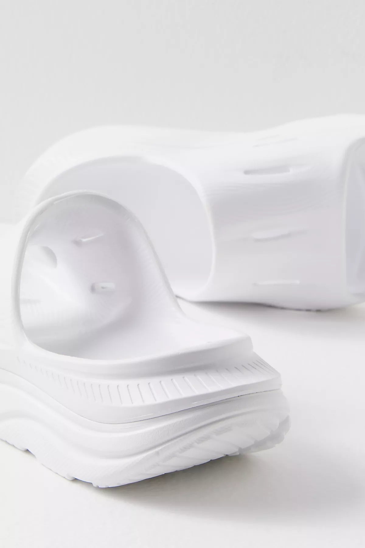 HOKA® Ora Recovery Slide 3