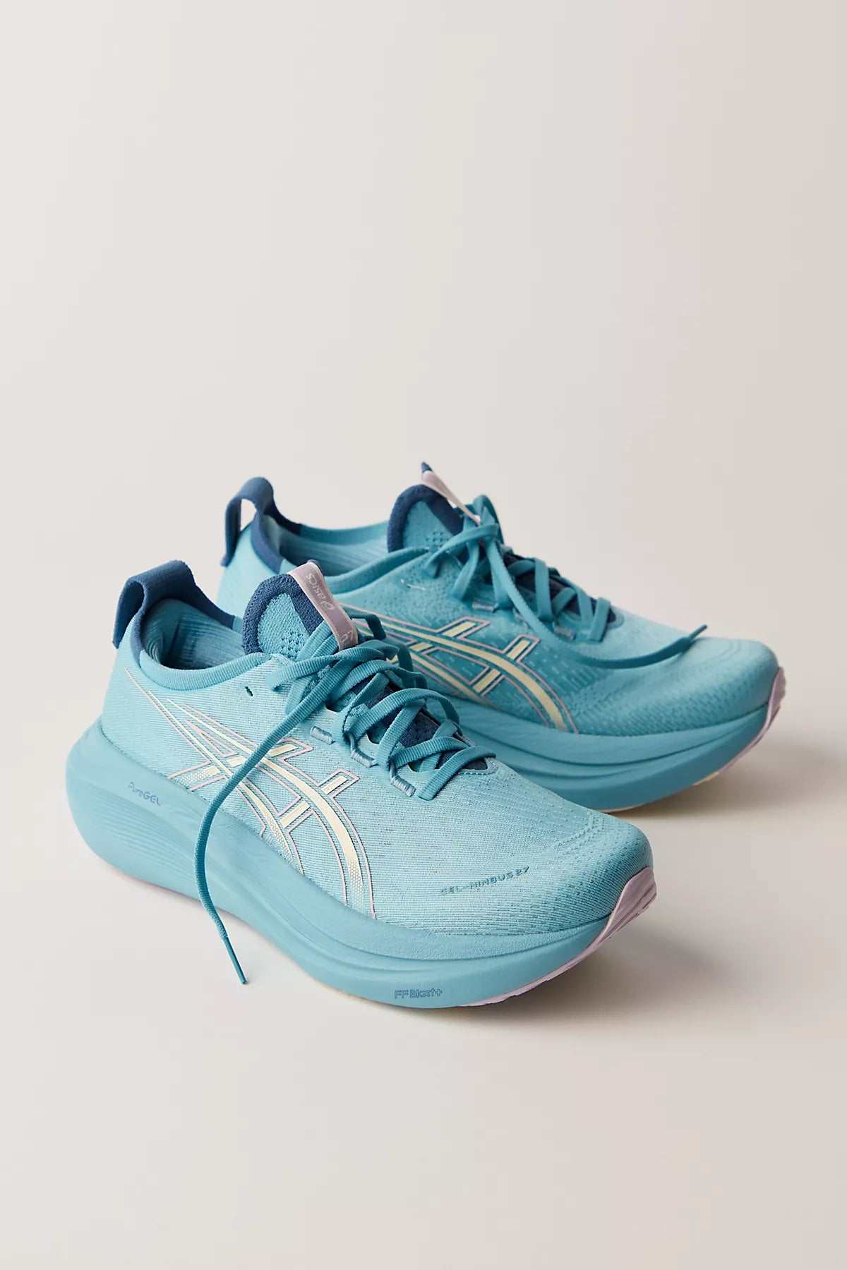 ASICS GEL-NIMBUS 27 Sneakers