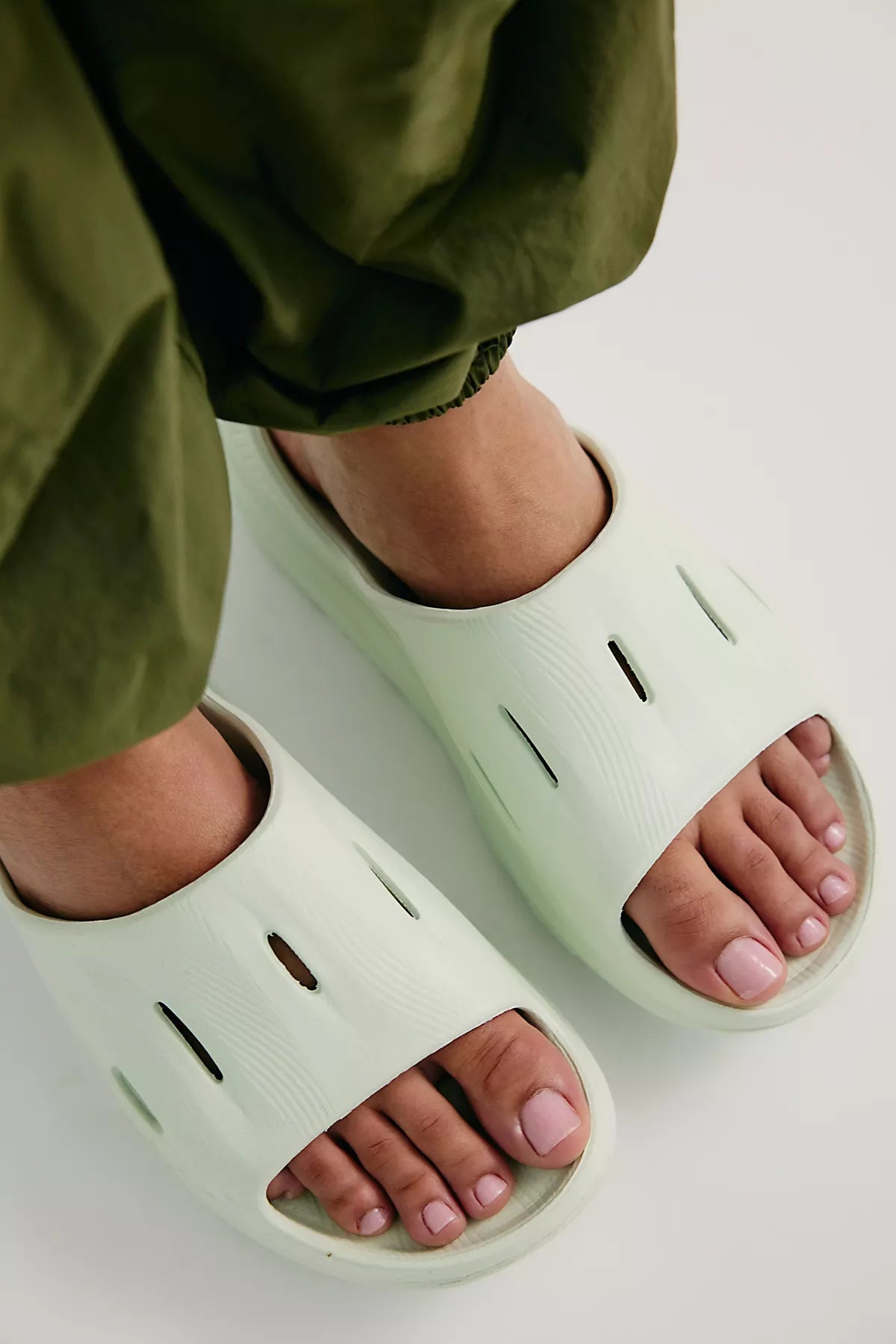 HOKA® Ora Recovery Slide 3