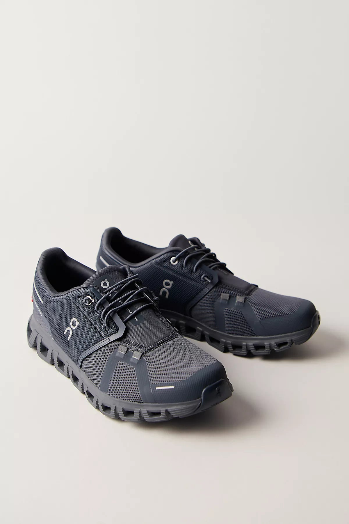 On Cloud 6 Sneakers