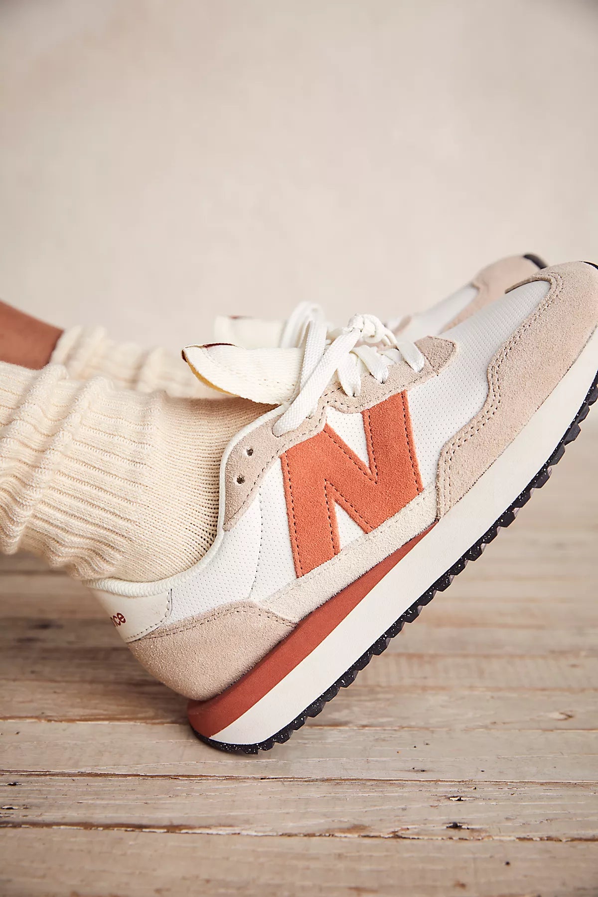 New Balance 237 Sneakers