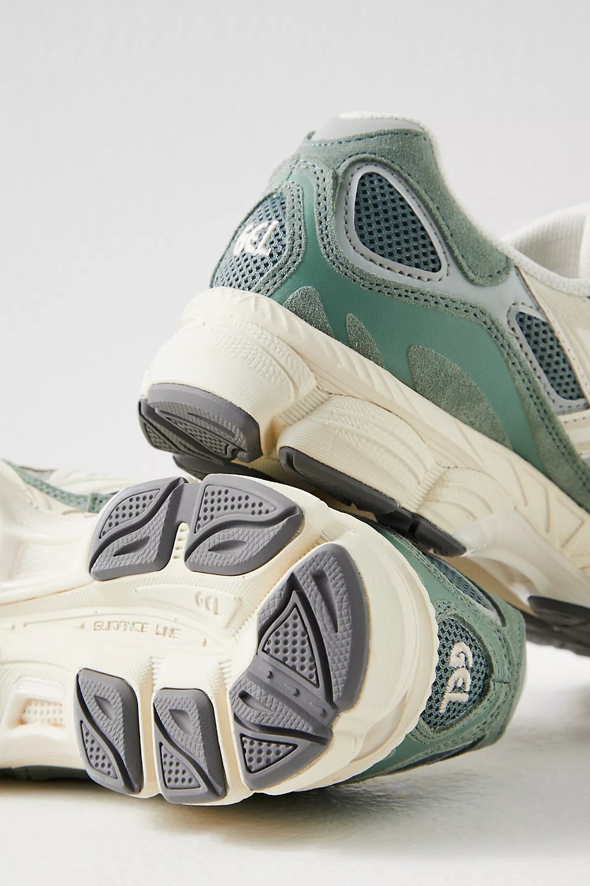ASICS GEL-NYC Sneakers