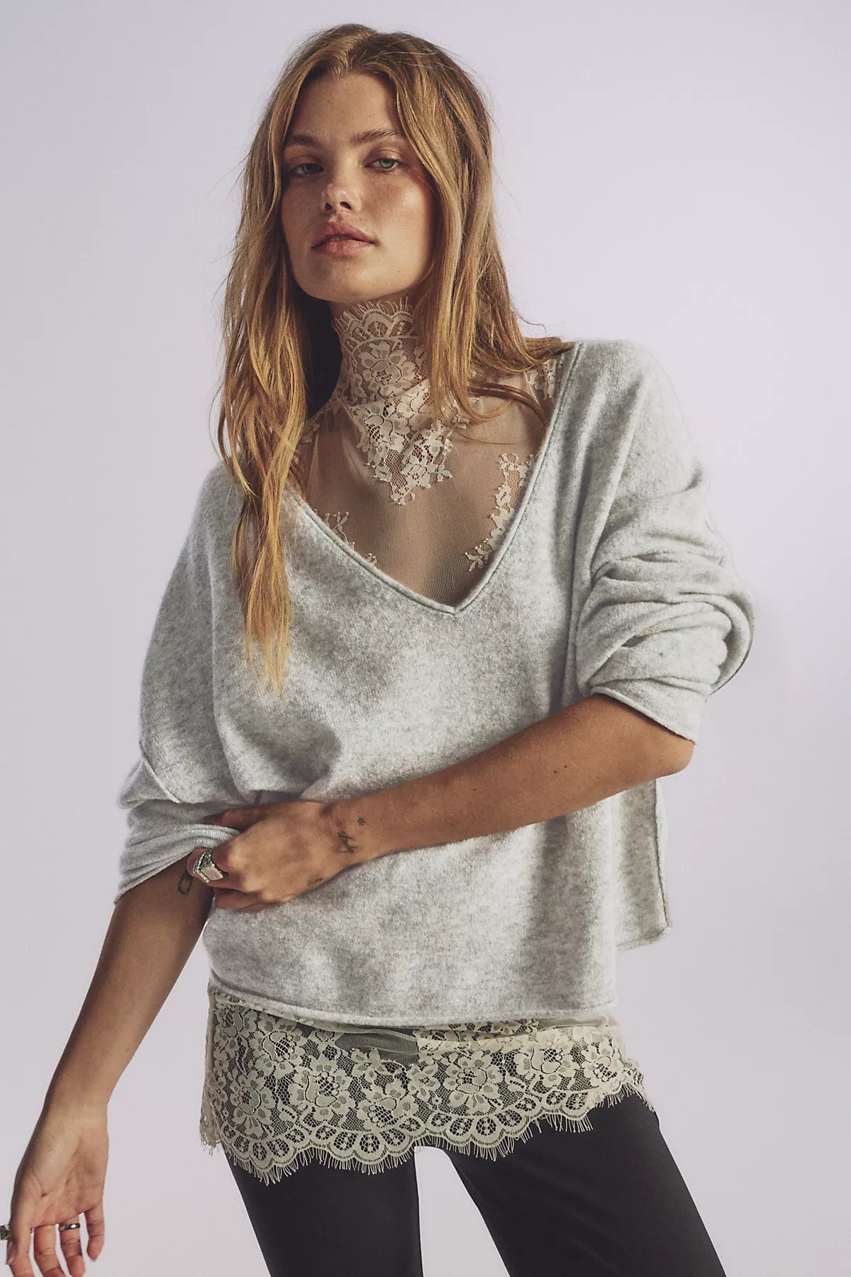 See Me V-Neck Pullover