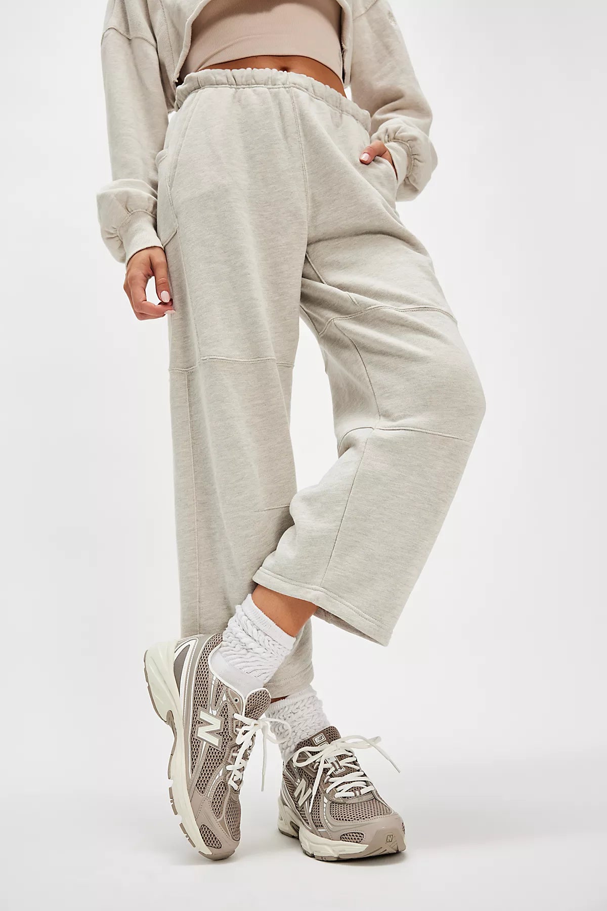 New Balance 740 Sneakers