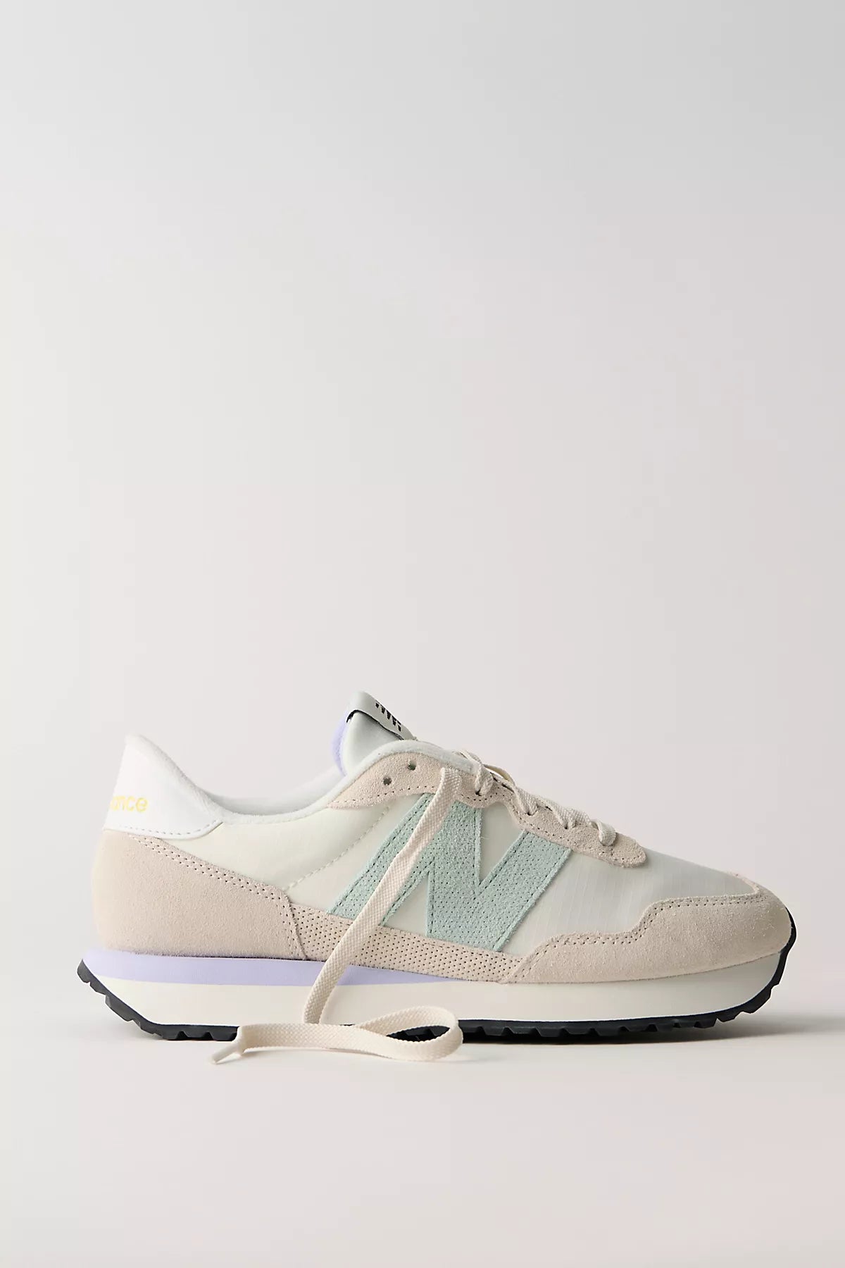 New Balance 237 Sneakers
