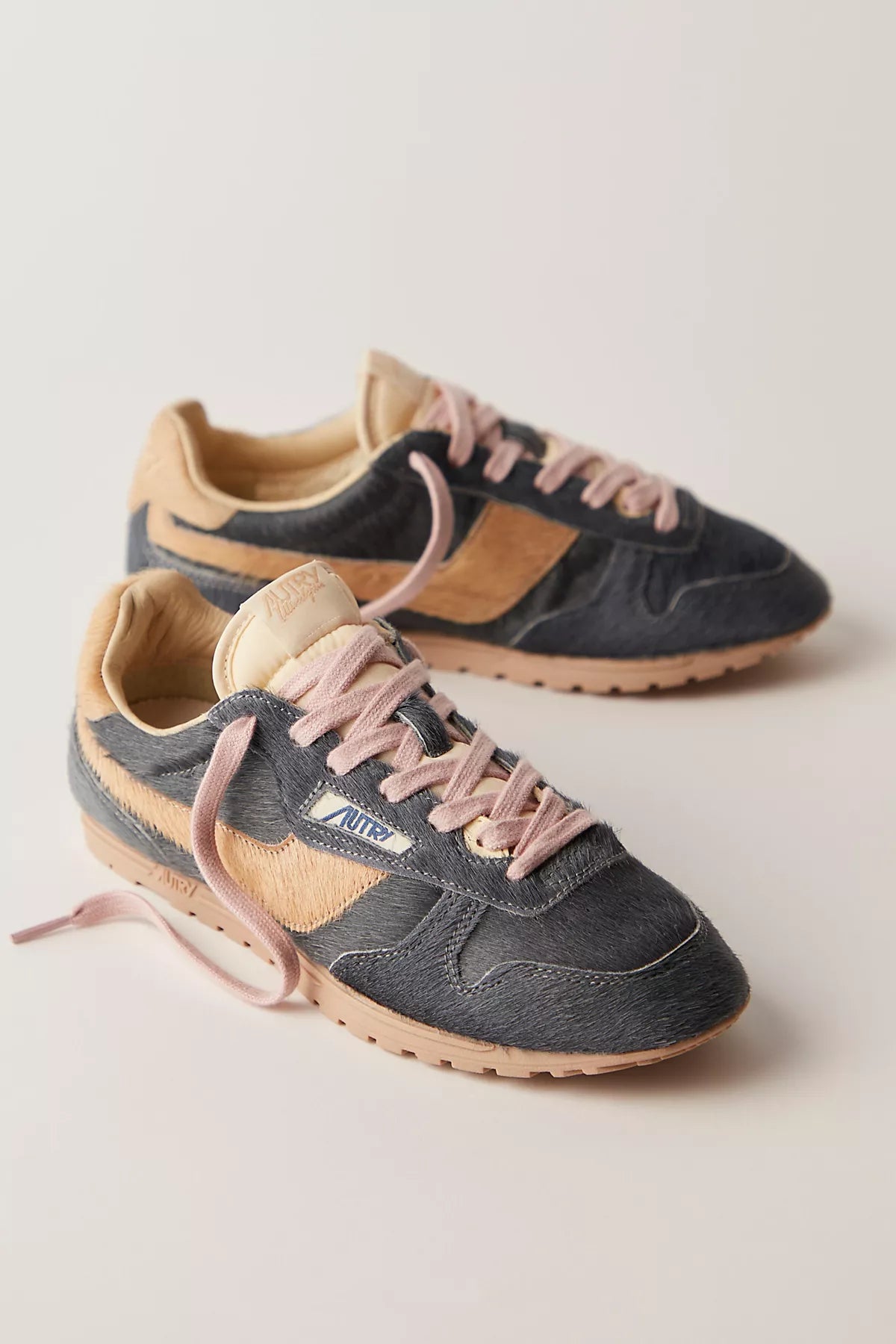 Autry Windspin Low Top Pony Hair Sneakers
