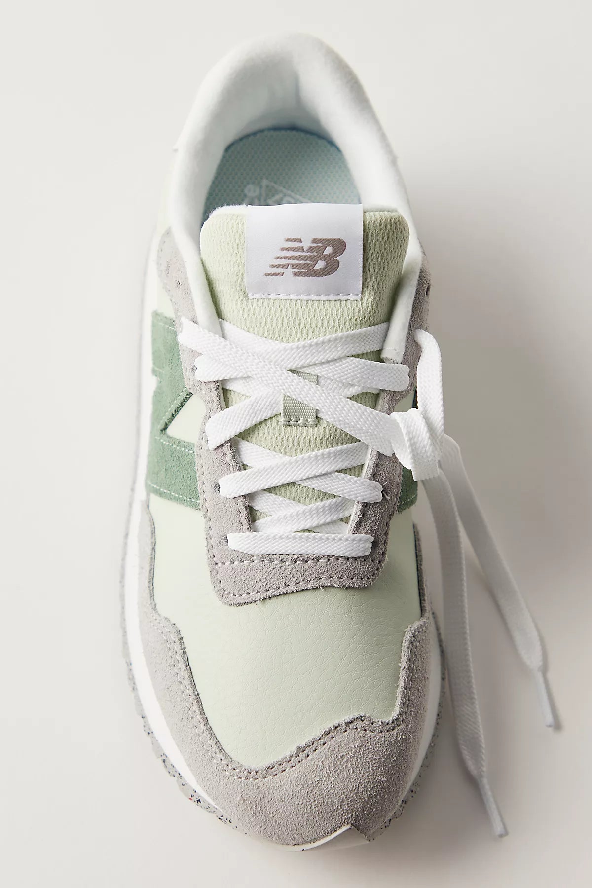 New Balance 237 Sneakers