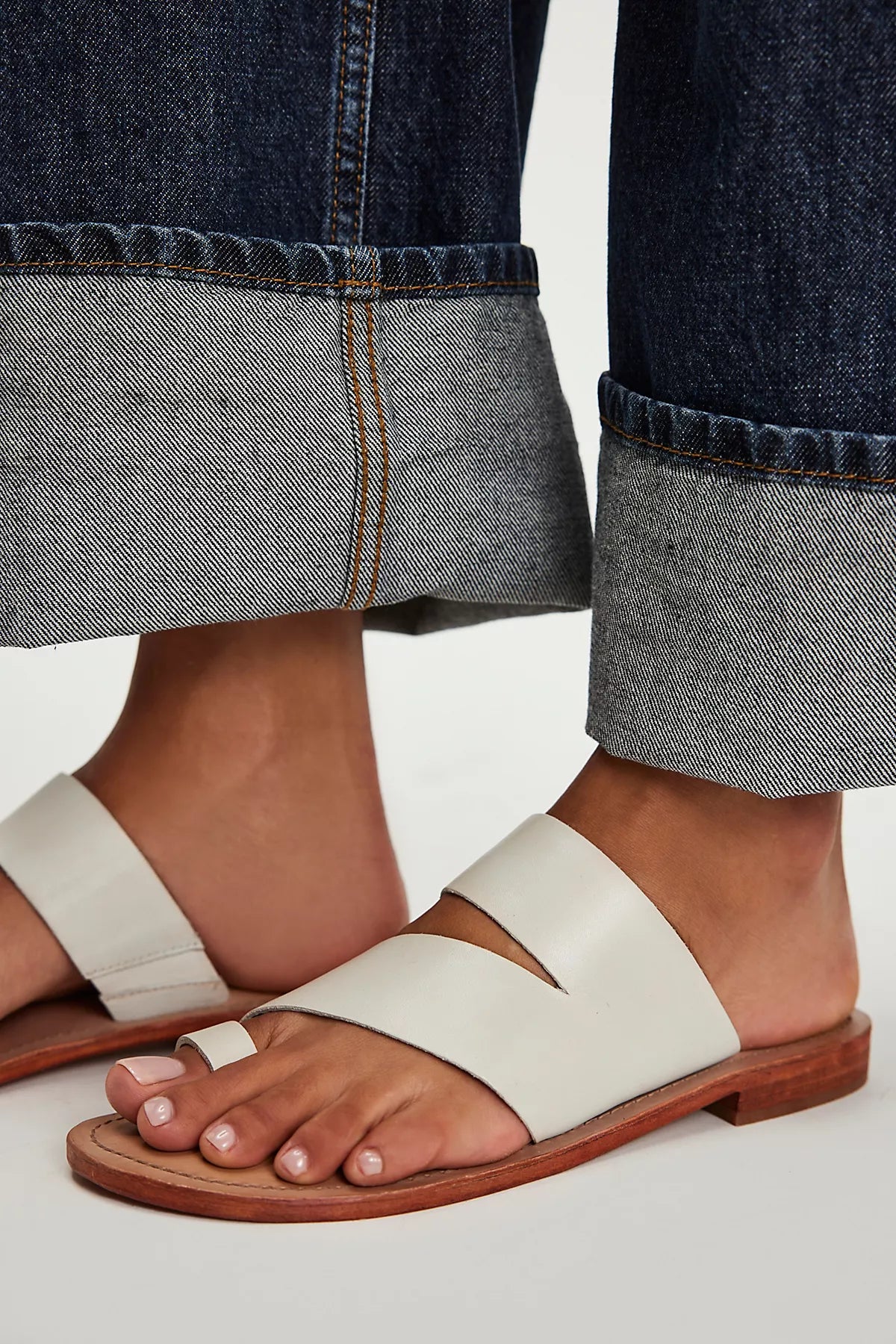 Abilene Toe Loop Sandals
