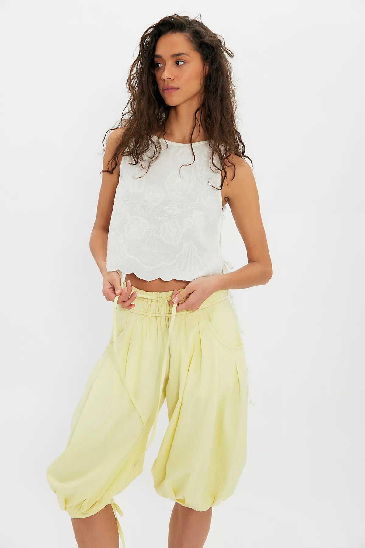 Calle Balloon Crop Pull-On Pants