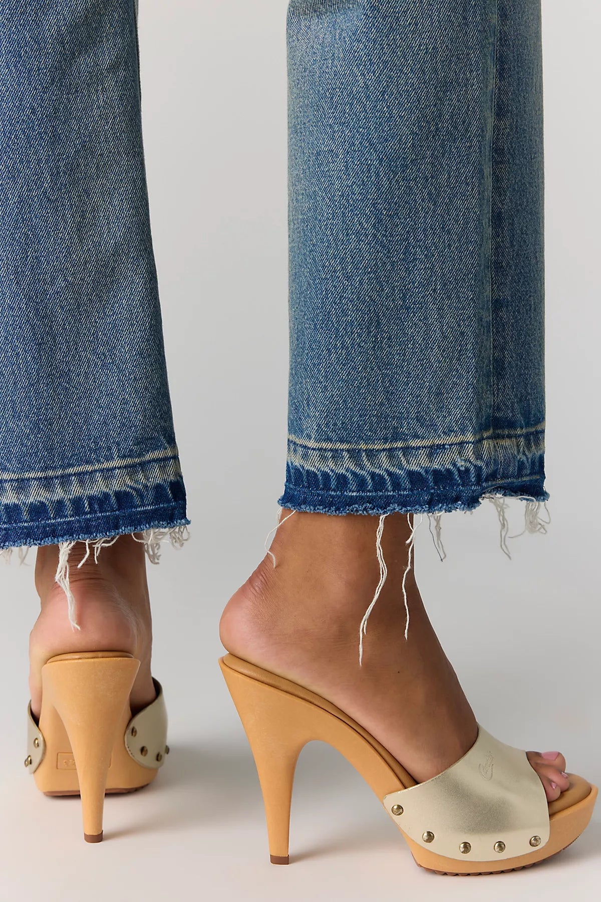 Candie’s Viviana Clogs