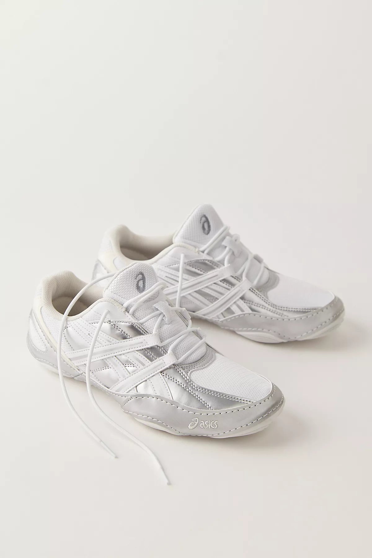 ASICS HYPERSYNC Sneakers