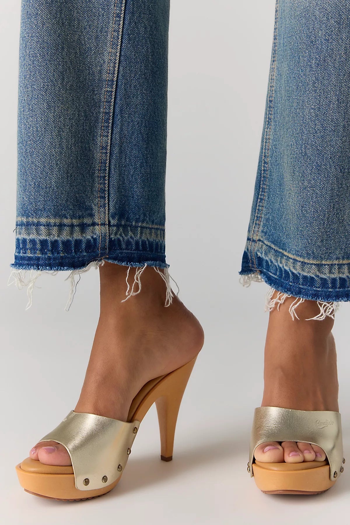 Candie’s Viviana Clogs