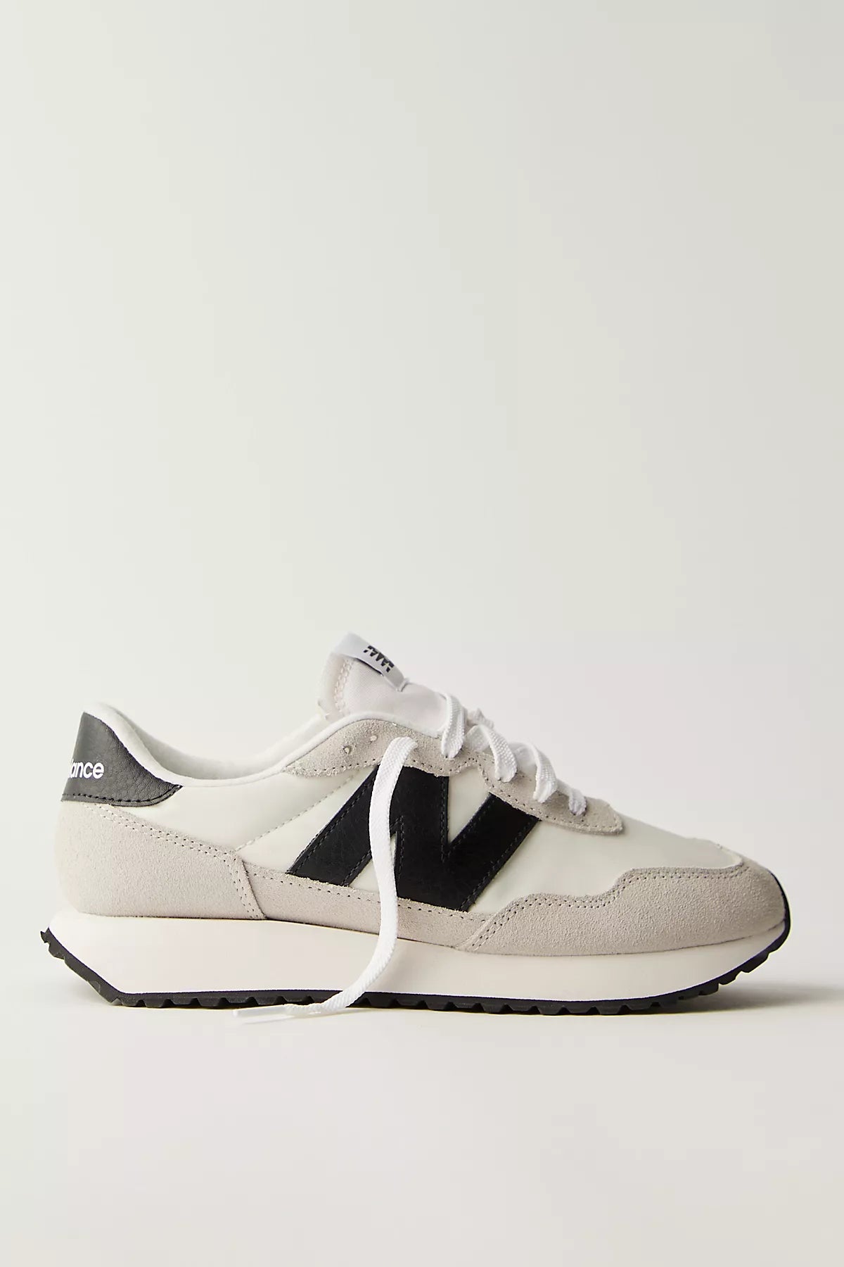 New Balance 237 Sneakers